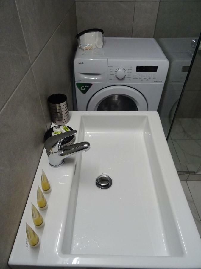 City Life Apartment In Athens Heart Extérieur photo